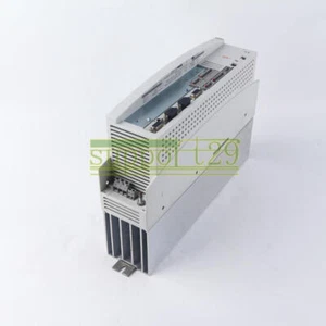 Inversor Lenze EVS9321-EP usado 1 pieza - Imagen 1 de 1