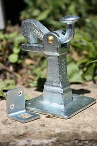 TÜR- & TORFESTSTELLER Türstopper Türhalter mit Fanghaken Verzinkt Eisenguss - Bild 1 von 5