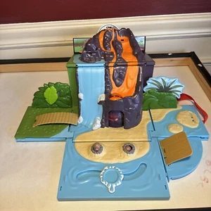 Estuche Plegable Pokémon Volcán Juego Incompleto - Imagen 1 de 22