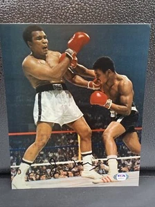 JIMMY YOUNG Signed 8x10 Photo vs Muhammad Ali - PSA/Dna - Picture 1 of 2