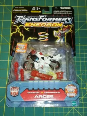 Transformers Energon Arcee motorcycles Hasbro NUOVO - Immagine 1 di 2