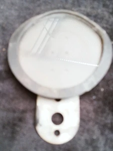 2 OLDTIMER STEUERSCHEIBENHALTER MOGGY VAN UND AUTO - Bild 1 von 6