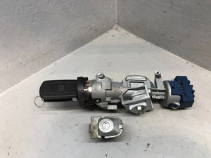 Discovery 3 Lock Set Ignition Barrel Lock with 1 x Key Fob Land Rover K21105 - Picture 1 of 12