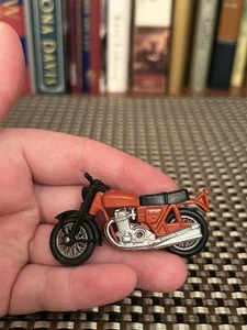 Vintage 1974 Lesney Matchbox #18 HONDA HONDARORA Motorcycle Red - Picture 1 of 3