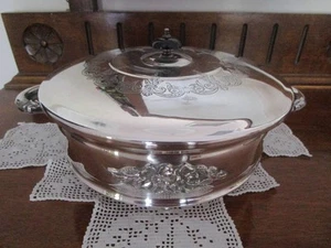 GLASBAKE ROUND DISH IN PRIMROSE PLATE SILVER PLATED HOLDER - Picture 1 of 9