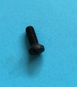*NOS* 10765 CONSEW SCREW FOR SEWING MACHINES - Picture 1 of 3