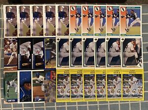 Sammy Sosa LOT OF (30)  -- ** BASEBALL CARDS **  INSERTS AND MORE -- HIGH...