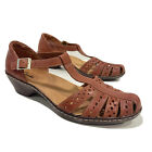 CLARKS Fisherman Sandals Low Heels Brown Leather Womens Comfort Shoes Size 9
