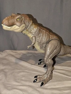 Jurassic World Camp Cretácico Épico Rugido Tyrannosaurus Rex Parque Jurásico T Rex - Imagen 1 de 12