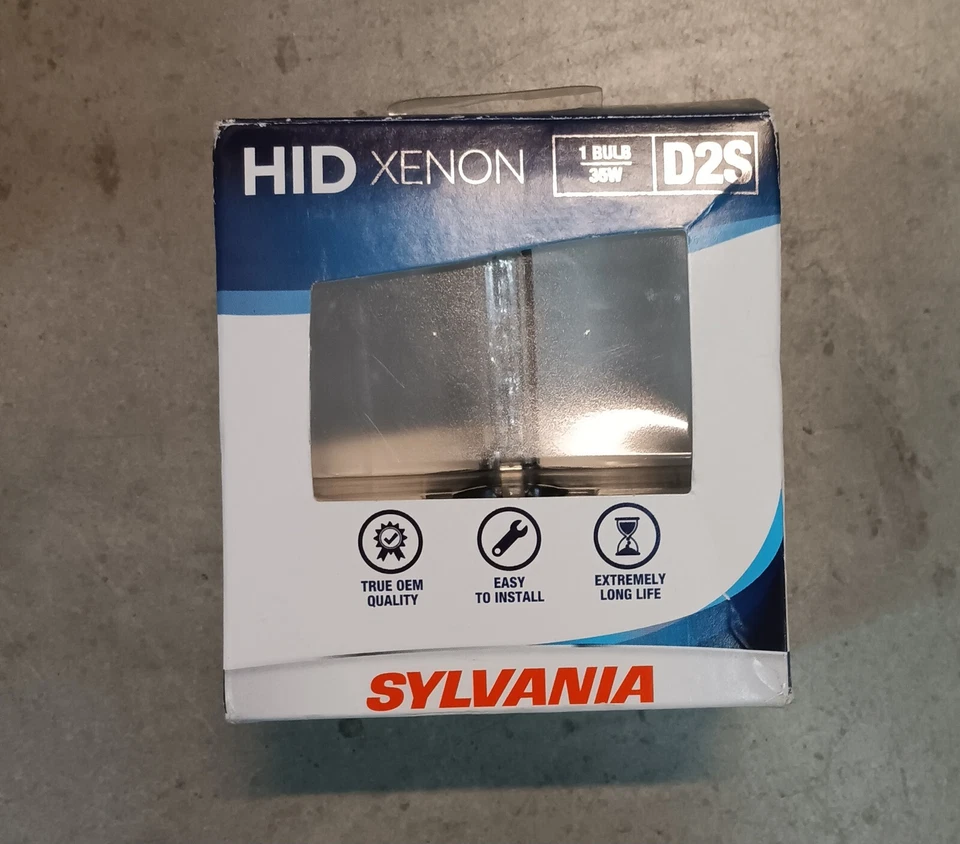 Lâmpada de farol Sylvania HID xenônio 35W D2S, vida útil ultra longa 3000 horas de vida útil - Imagem 1 de 2