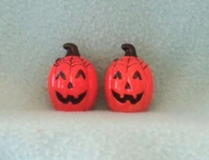 Halloween Jack O'Lantern Pumpkin Salt and Pepper Shakers - 2" Tall - Picture 1 of 6