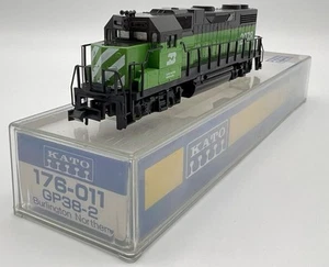 Kato Spur N 176-011 EMD GP38/GP38-2 Burlington Northern Lok #2078 gebraucht getestet - Bild 1 von 12