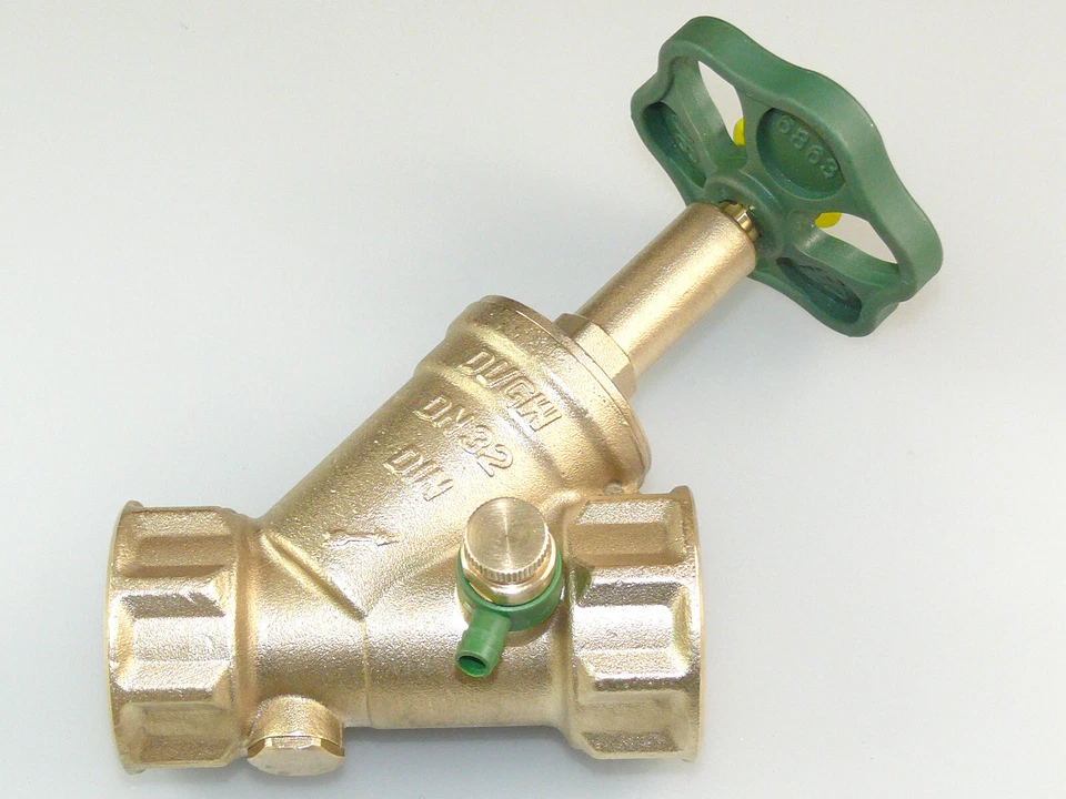 Schlösser Freistromventil 0015103200001 DN 32 G 1 1/4 mit Entleerung