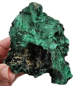 Muestra fibrosa de malaquita de terciopelo del Congo 258 gramos. - Imagen 1 de 4