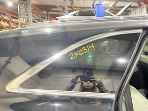 2016 - 2020 Kia Sorento Passenger RH Right Quarter Window Glass - Picture 1 of 1