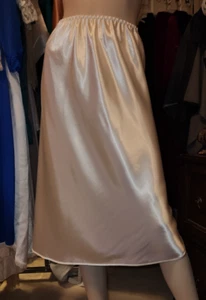 Vtg Farr West 15129 Shiny White Satin Long Curved Slit Half Slip Sz S - Picture 1 of 13
