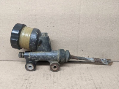 Conjunto de cilindro maestro de freno trasero Suzuki GS750 B 1977 OEM 69600-45602 Foto 1 de 4