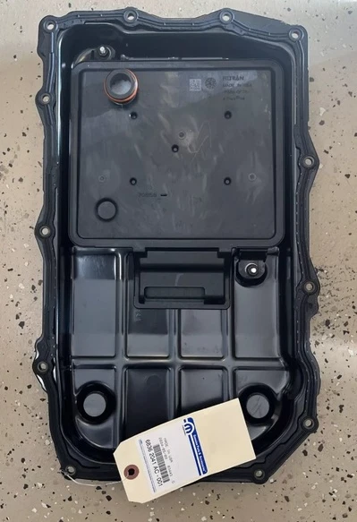 New Genuine Jeep Wrangler Gladiator JL JT Transmission Oil Pan 68362041AC - Image 1 of 1