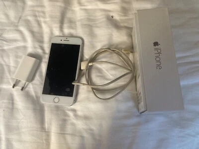 Apple iPhone 8 - 64GB - Grigio  OTTIMO STATO, TENUTO MANIACALMENTE, con scatola  - Immagine 1 di 4