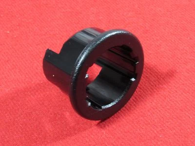 Anillo de montaje para encendedor de cigarros Dodge Ram Chrysler NUEVO OEM MOPAR Foto 1 de 4