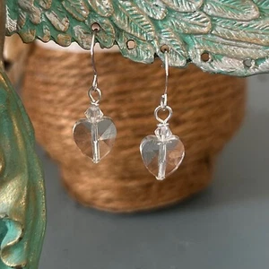 Glas Herz Ohrhänger von CurlanceCreations - Bild 1 von 3