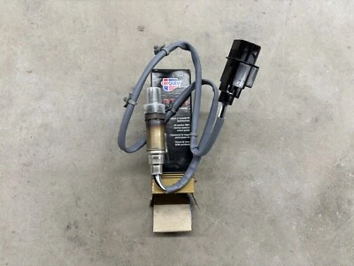 Downstream Left Bosch Oxygen Sensor 15967 For 2000-2001 Nissan Sentra - Image 1 of 4