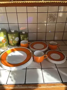 Juego de Placas Vintage Mediados de Siglo Mikasa Premiere SOLO COLORES Naranja Servicio para 3 - Imagen 1 de 6