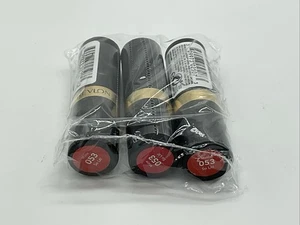 3 PACK - Revlon Super Lustrous Matte Lipstick - 053 So Lit! - Picture 1 of 4