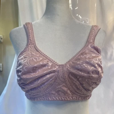 Playtex Pink Wire Free Bra Size 36B￼ Clean! Floral Pattern Comfortable - Image 1 of 4