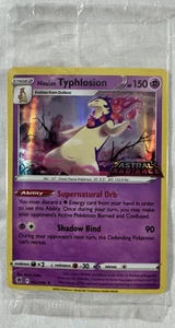 Pokemon TCG Hisuian Typhlosion 052/189 Gamestop Promo Radianza Astrale Sigillato - Foto 1 di 2