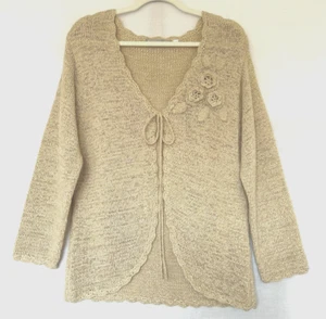 Cárdigan Elizabeth Scott XL avena beige bordes de vieira borla aplique floral - Imagen 1 de 13