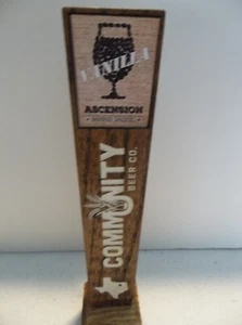 Community Beer Co VAINILLA COFFEE ASCENSION PORTER Manija de grifo de cerveza de madera con soporte - Imagen 1 de 7