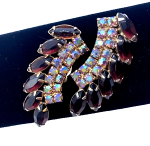 Vintage Ohrclips signiert Madeline bunt und Rubin Strass klassisch - Bild 1 von 10