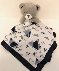 Just Born Coperta di Sicurezza Grigio ORSO Montagne Alberi Blu Navy Raso Grande 25x25 - Foto 1 di 2
