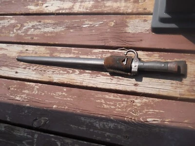 WW1 French Model 1892 1st Pattern Berthier Bayonet w Scabbard & Frog nice blade - Image 1 of 4