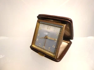 50er Jahre Reisewecker Messing Junghans im braunen Lederetui funktioniert 182 g - Bild 1 von 22