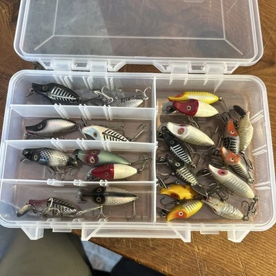 HERMOSO LOTE DE SEÑUELOS VINTAGE HEDDON Tiny & MIDGIT RIVER RUNT Foto 1 de 4