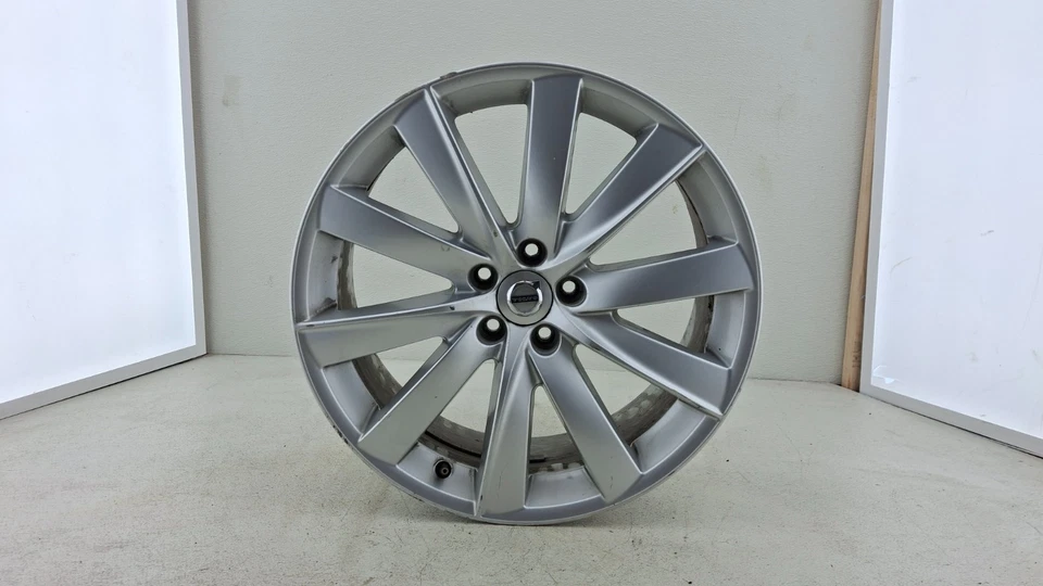 2015-2019 VOLVO XC90 WHEEL RIM OEM - Image 1 of 4