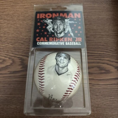 Vtg BASEBALL MLB CAL RIPKEN JR IRONMAN COMMEMORATIVE BASEBALL #2131 - Image 1 of 2