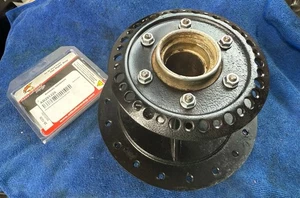 1980 Honda CR125 Rear Wheel Hub Assembly With New Bearings 42601-466-000 - Bild 1 von 4