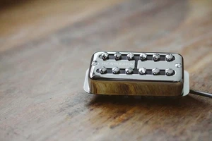 Pastilla de guitarra Tv Jones Ray Butts Full-Fidelity Filter'Tron Paf Chrome Bridge (RBB - Imagen 1 de 1