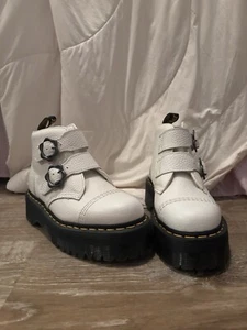 Doc Martens White Platform Boots (Dr Martens) Women’s size 8 - Picture 1 of 5