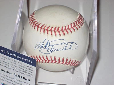 MIKE SCHMIDT (Philadelphia Phillies) Signed Official NL Baseball w/ PSA COA - Image 1 of 2