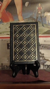 Easton Press Dydeetown World by F. Paul Wilson 1989 Signed First Edition - Picture 1 of 7