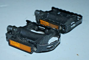 Wellgo R125/199 Flat Platform Cycling Bike Pedals MTB Bikepacking Cafe Commuter~ - Picture 1 of 7