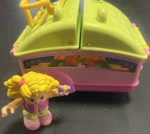 Fisher-Price Little People 2007 Pop Up Camper with Sarah Lynn Figure - Working - Picture 1 of 16