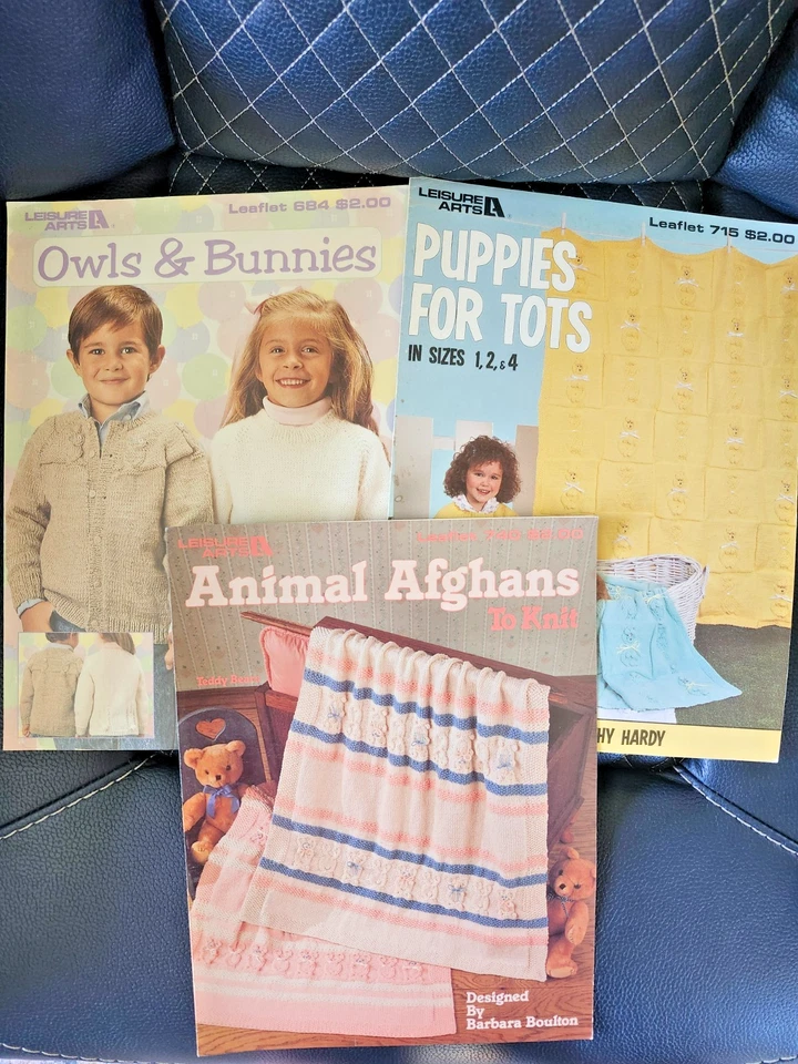 Lot of 3 Leisure Arts 684 OWLS & BUNNIES Sweaters Plus Animal Afghans 715 & 740 - Image 1 of 4