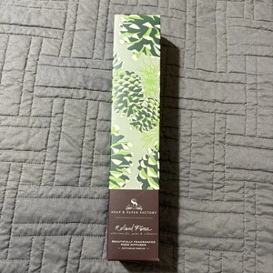 Soap & Paper Factory Roland Pine Petite Diffuser 3.65 oz - Picture 1 of 4