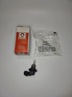 Original AC Delco 9441732 Bulbs Headlight Opel Pontiac Trans Sport - Image 1 of 4