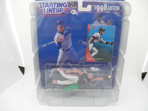 1998 STARTING LINEUP NOMAR GARCIAPARRA (Cubs) Nice in SLU Case Cover
